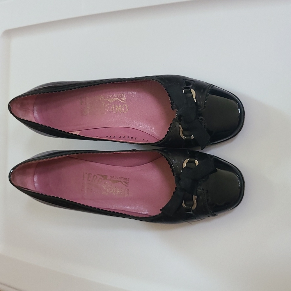Ferragamo black leather and patent bow heels